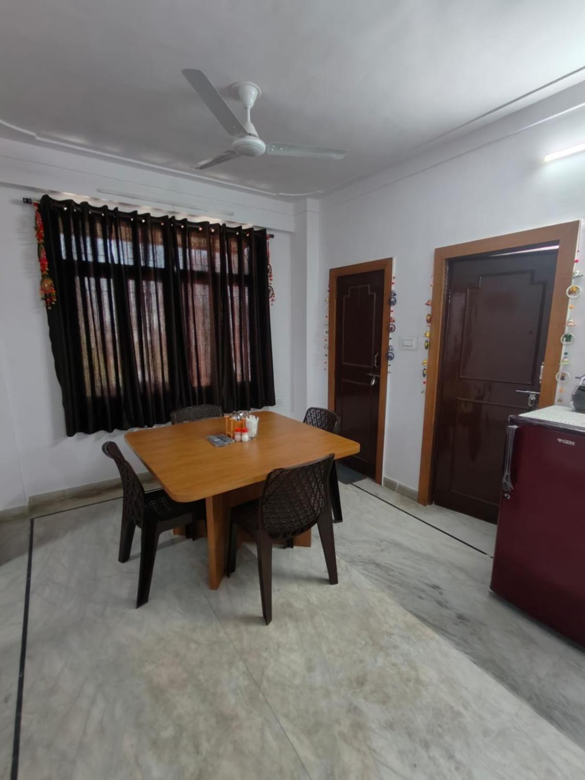 Rk Homestay Udaipur Luaran gambar