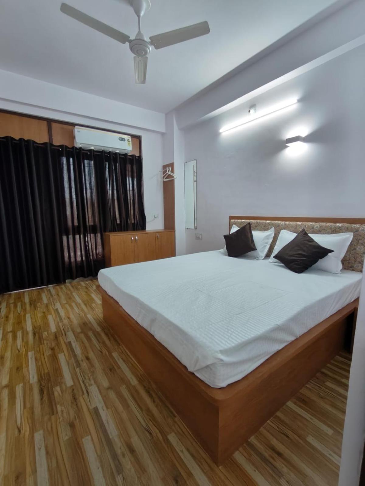 Rk Homestay Udaipur Luaran gambar
