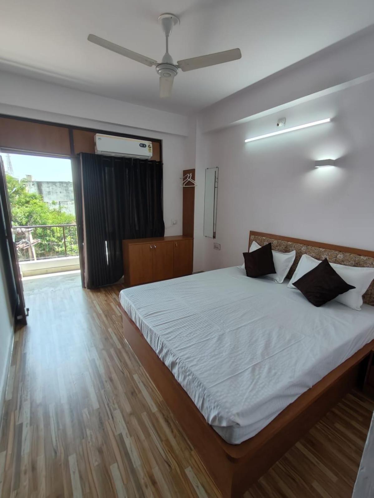 Rk Homestay Udaipur Luaran gambar